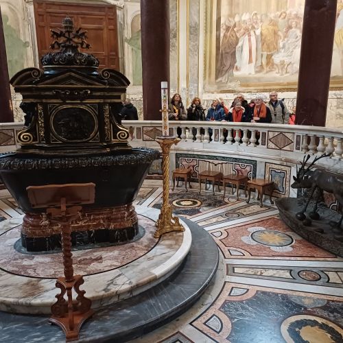 Basilique Saint-Jean-de-Latran, baptistère