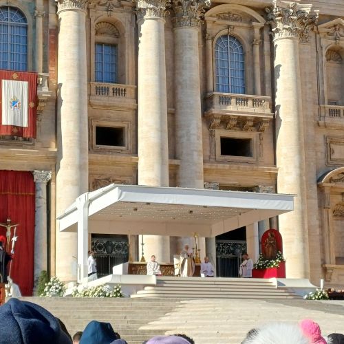 Messe présidée par le Pape Léon XIV